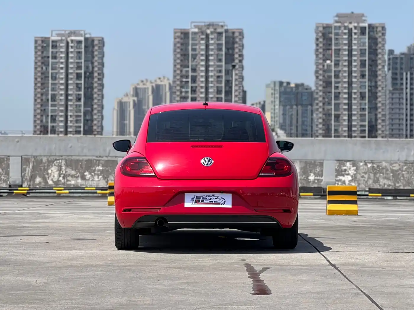 Volkswagen Beetle 2018 180TSI Easy Joy Edition фото 4