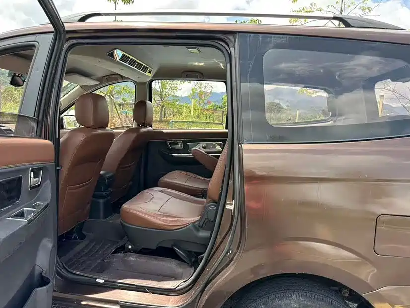 BAIC Weiwang M30 2016 2015 1.5L Base Model DAM15