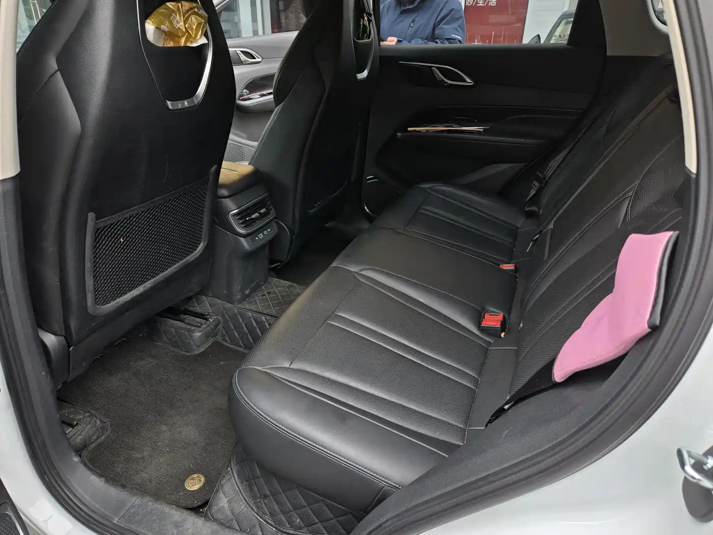 Hongqi HS3 PHEV 2024 PHEV 115km Power Edition фото 17