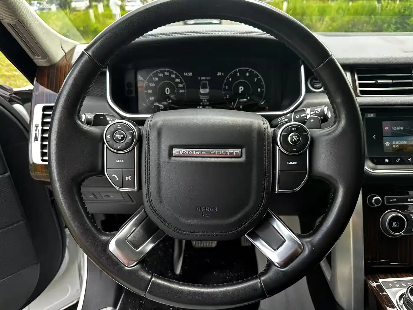 Land Rover Range Rover 2017 3.0 SC V6 Vogue фото 12