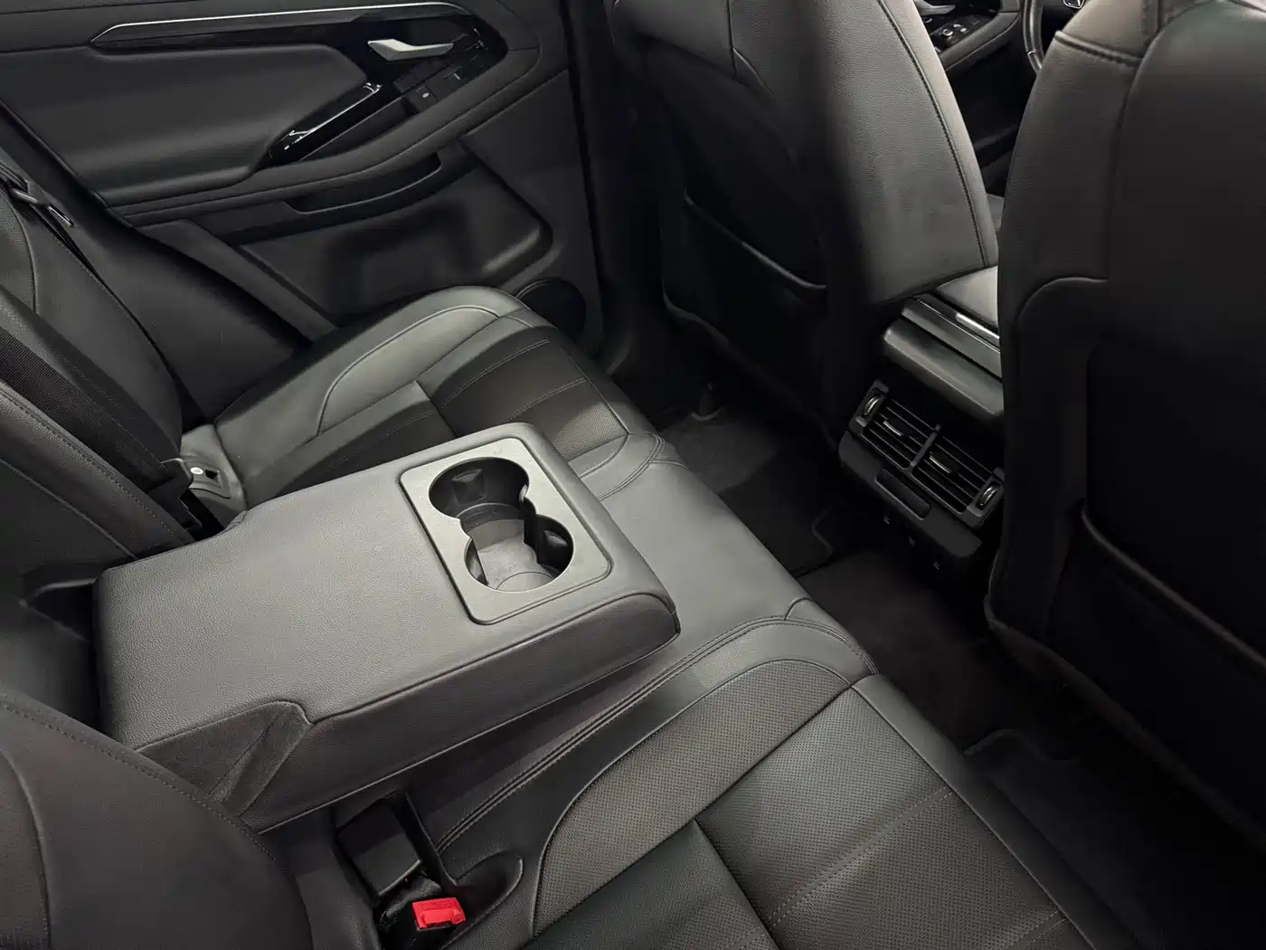 Land Rover Range Rover Evoque 2020 249PS Youth Edition фото 17