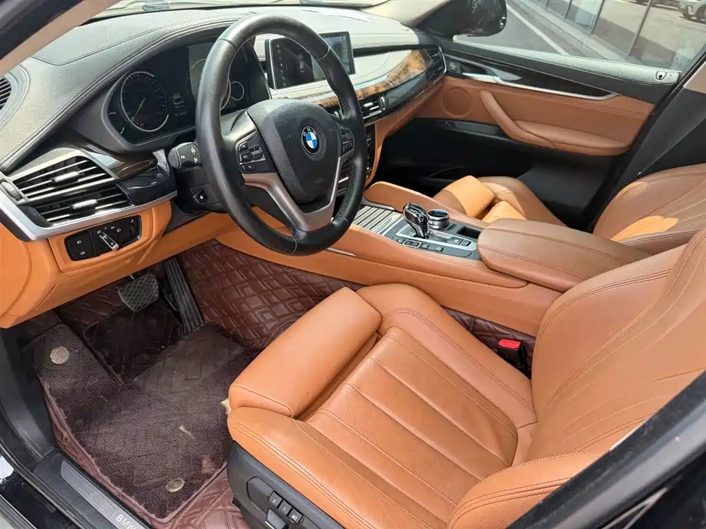 BMW X6 2018 xDrive28i фото 9