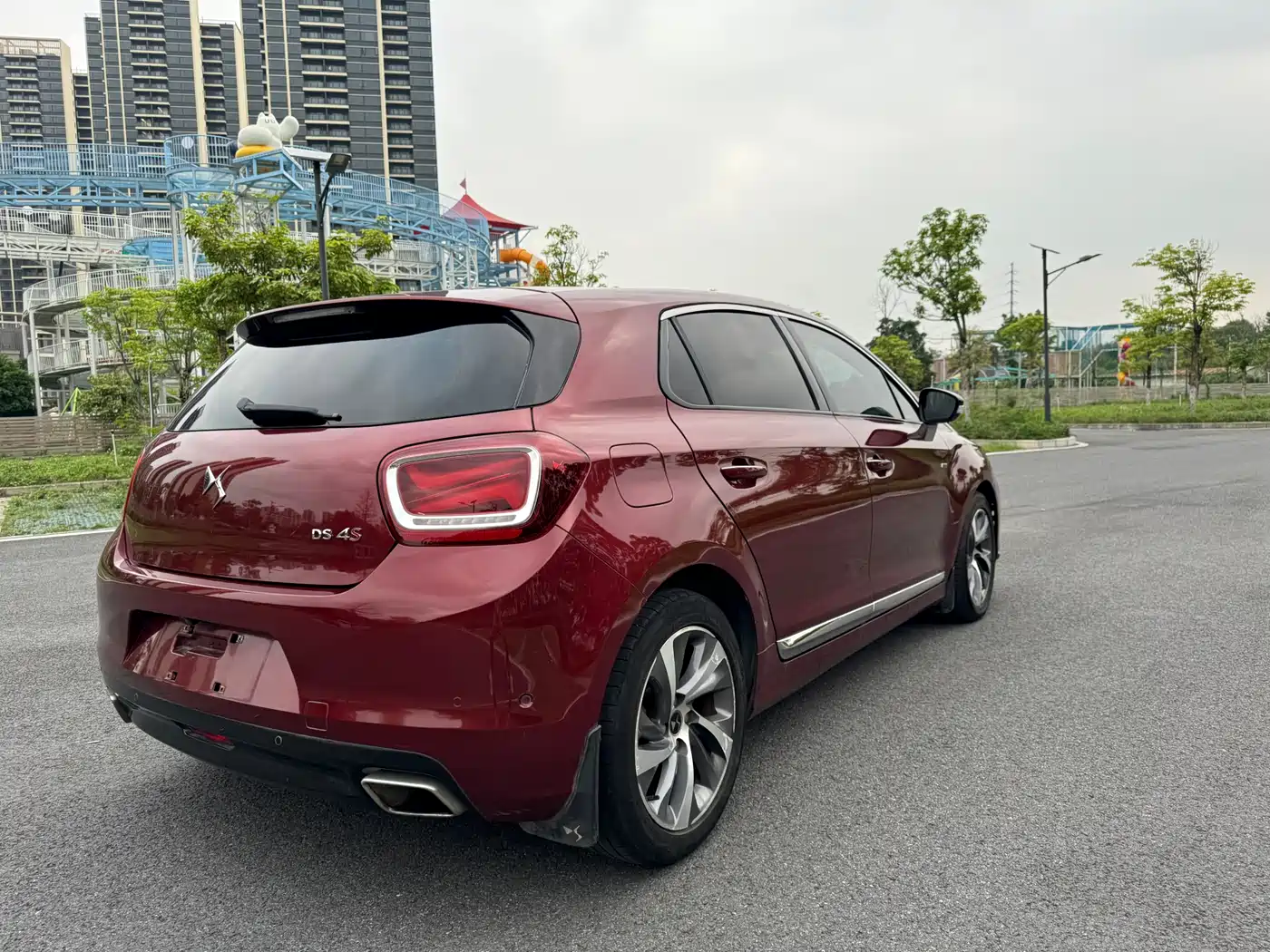 DS 4S