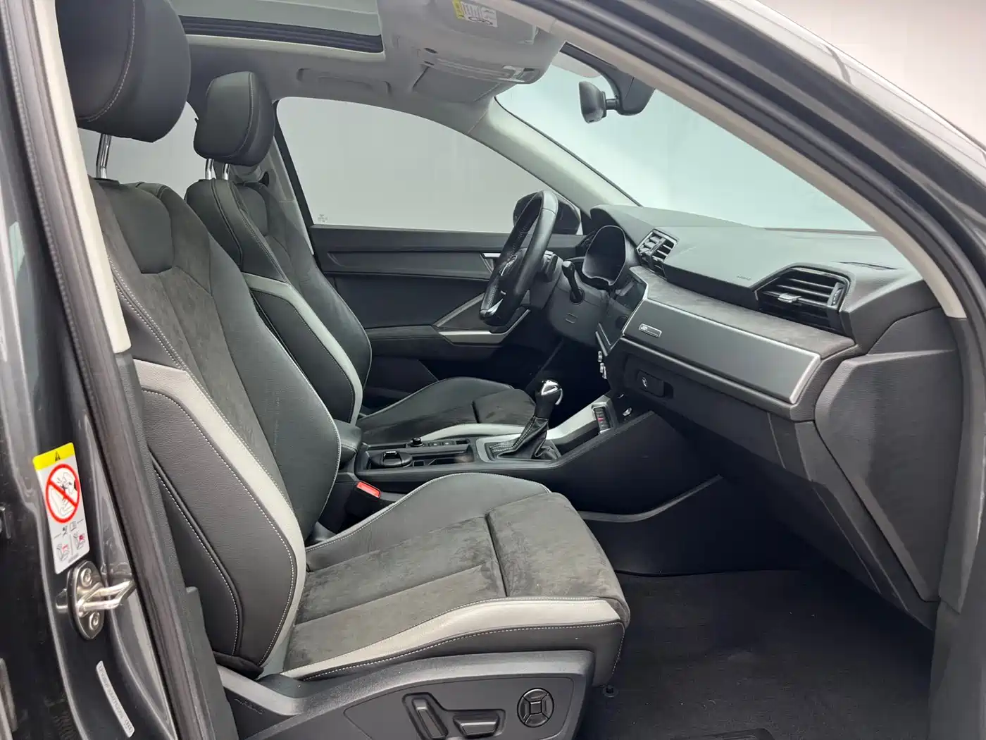 Audi Q3 2021 35 TFSI Fashion Sport фото 9