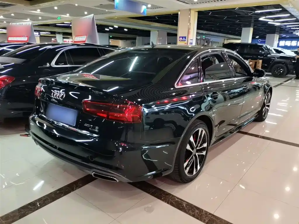 Audi A6L 2018 30th Anniversary 45 TFSI quattro Sport фото 7