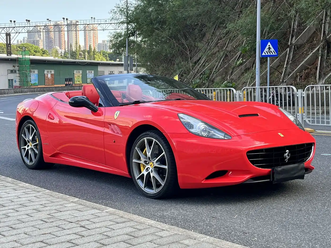 Ferrari California T 2011 2009 4.3L Standard