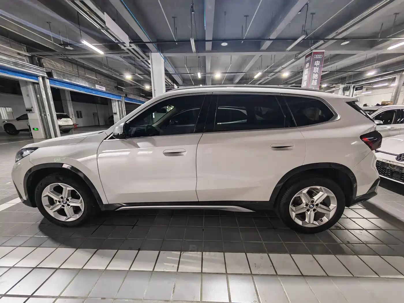 BMW X1 2023 sDrive20Li X Design Package фото 7