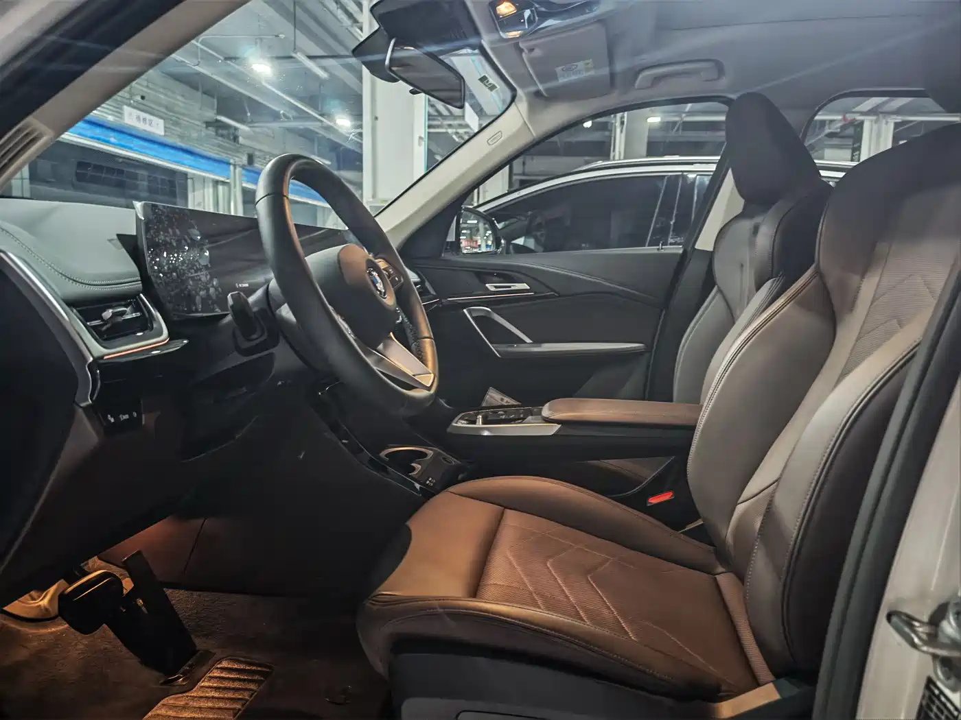BMW X1 2023 sDrive20Li X Design Package фото 14