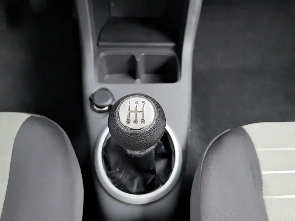 Suzuki Swift 2013 2013 1.3L Manual Value Edition