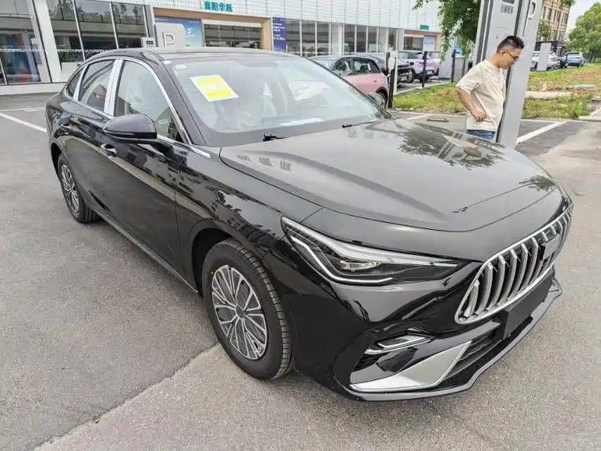 Geely Galaxy Galaxy Stellar 6 2025 Model 125km Free Edition фото 3