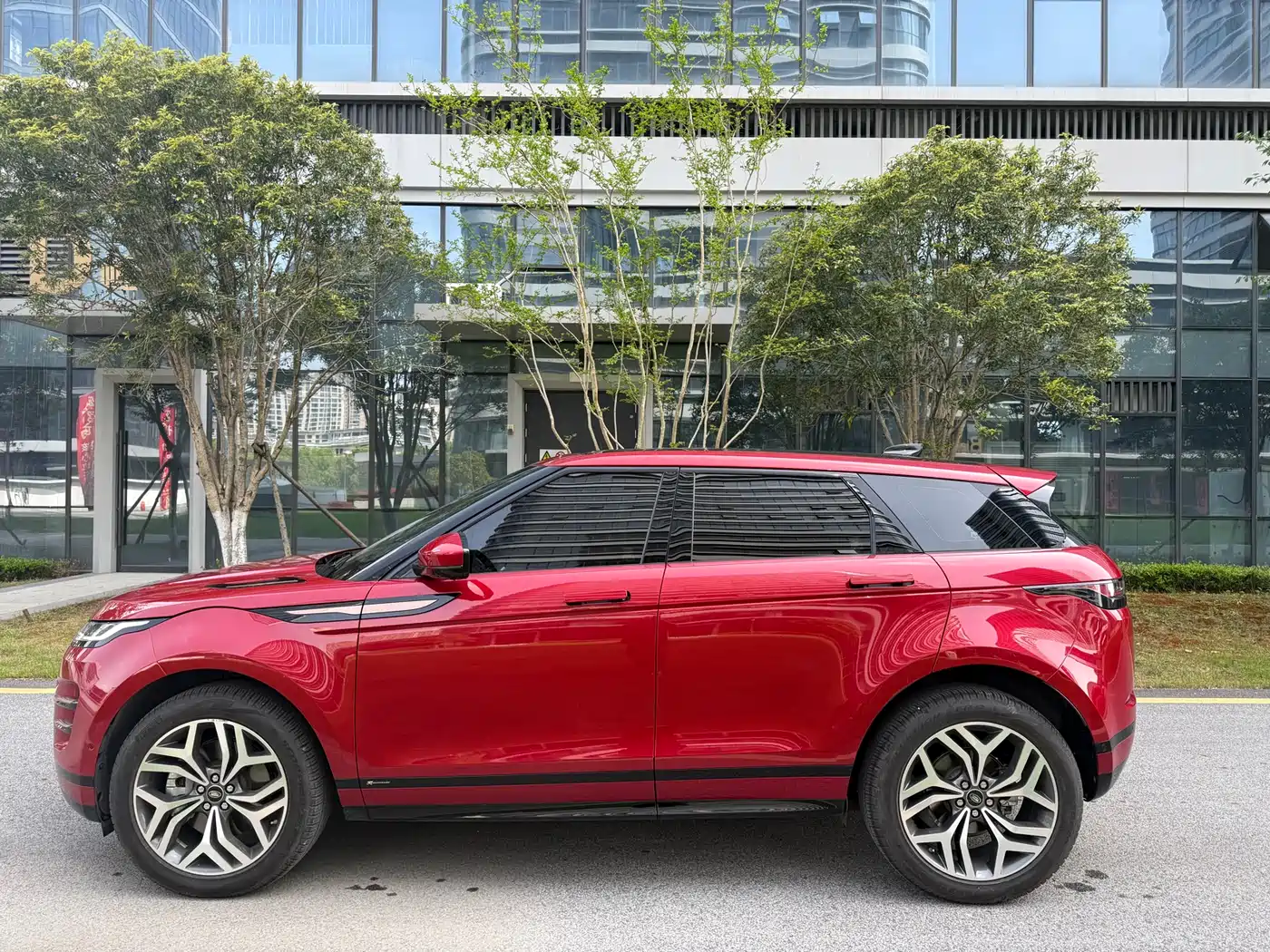 LAND ROVER RANGE ROVER AURORA