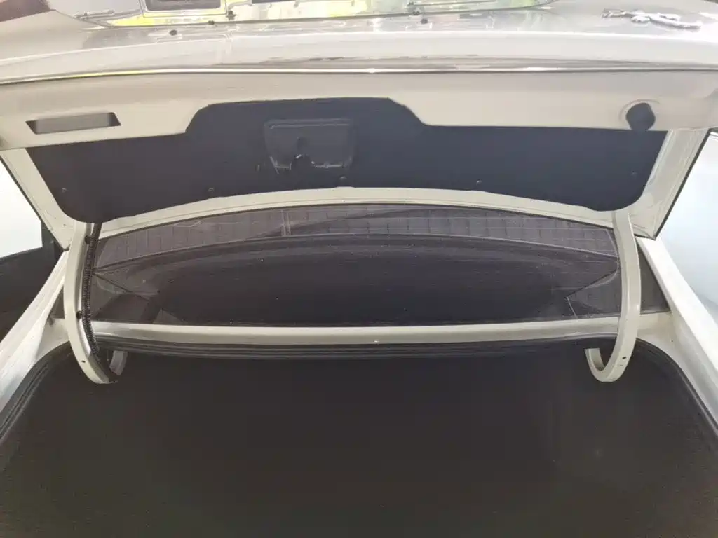 Roewe i6 2019 2019 PLUS 1.6L CVT 4G Connected Flagship Great Edition