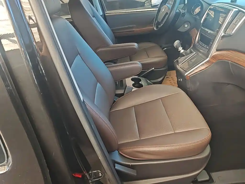 Dongfeng Fengxing Fengxing CM7 2019 2018 Classic 2.0T Manual Luxury