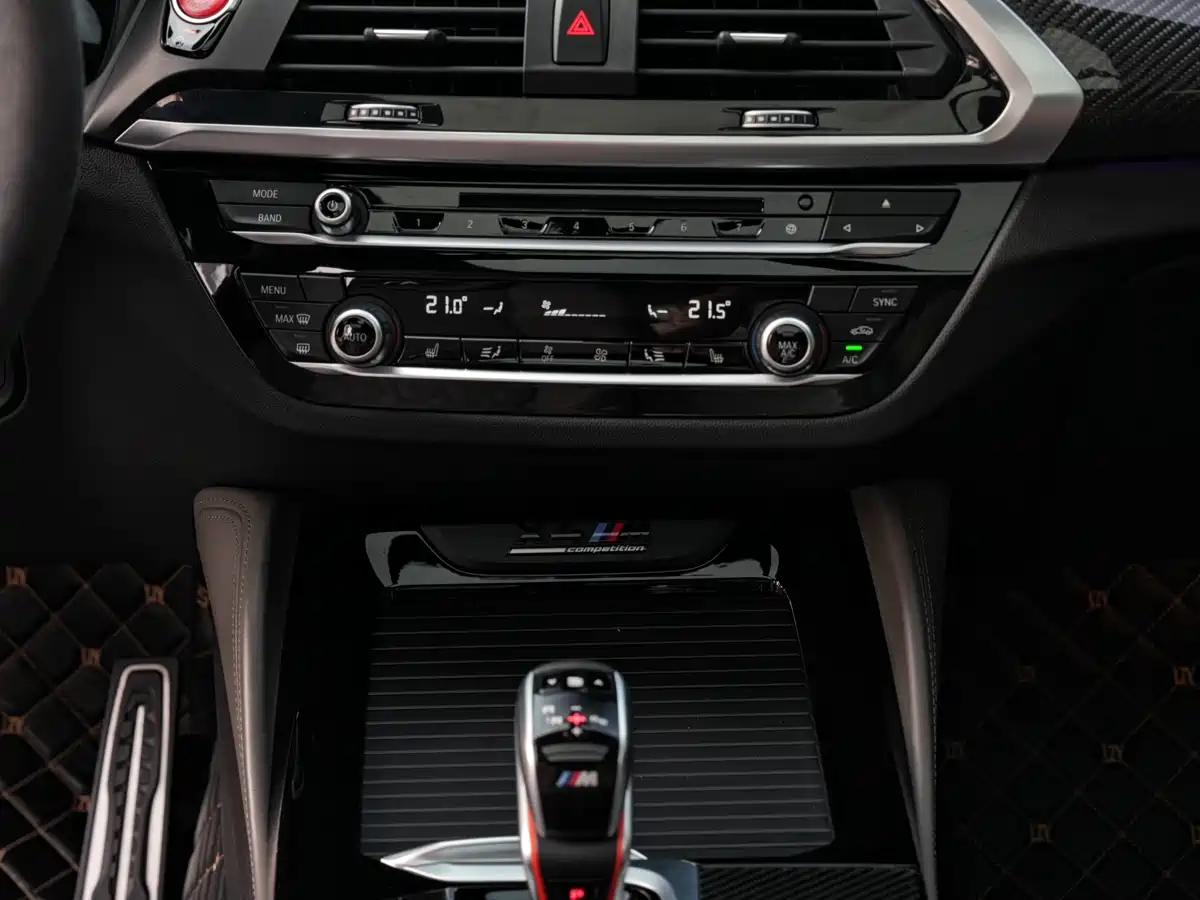BMW X4 M 2019 X4 M Competition фото 10