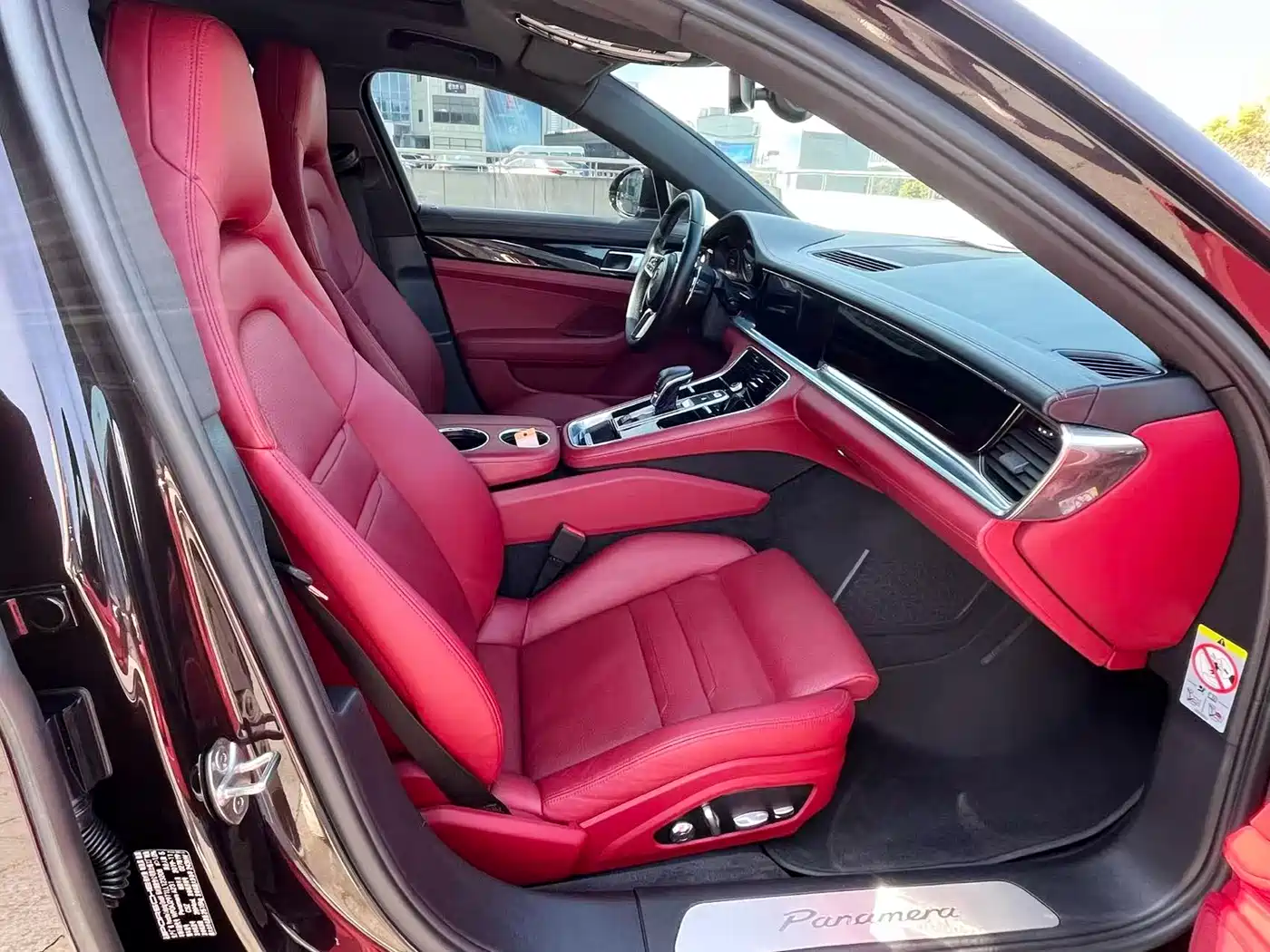 Porsche Panamera 2020 Panamera 10th Anniversary Edition 2.9T фото 15