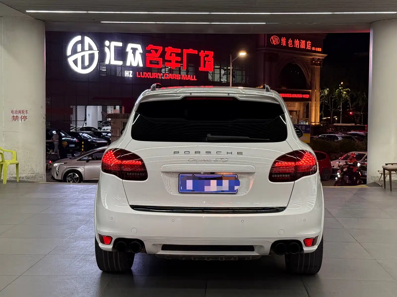 Фото 4 - Porsche Cayenne