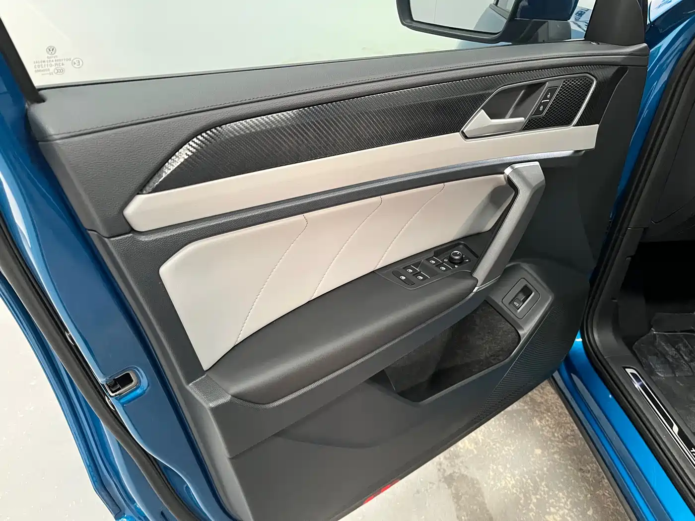 Volkswagen Tayron 2023 280TSI 2WD Luxury Plus Advanced Edition фото 19
