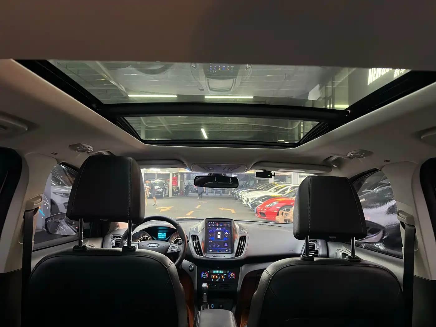 Ford Kuga 2018 2017 EcoBoost 245 AWD Platinum