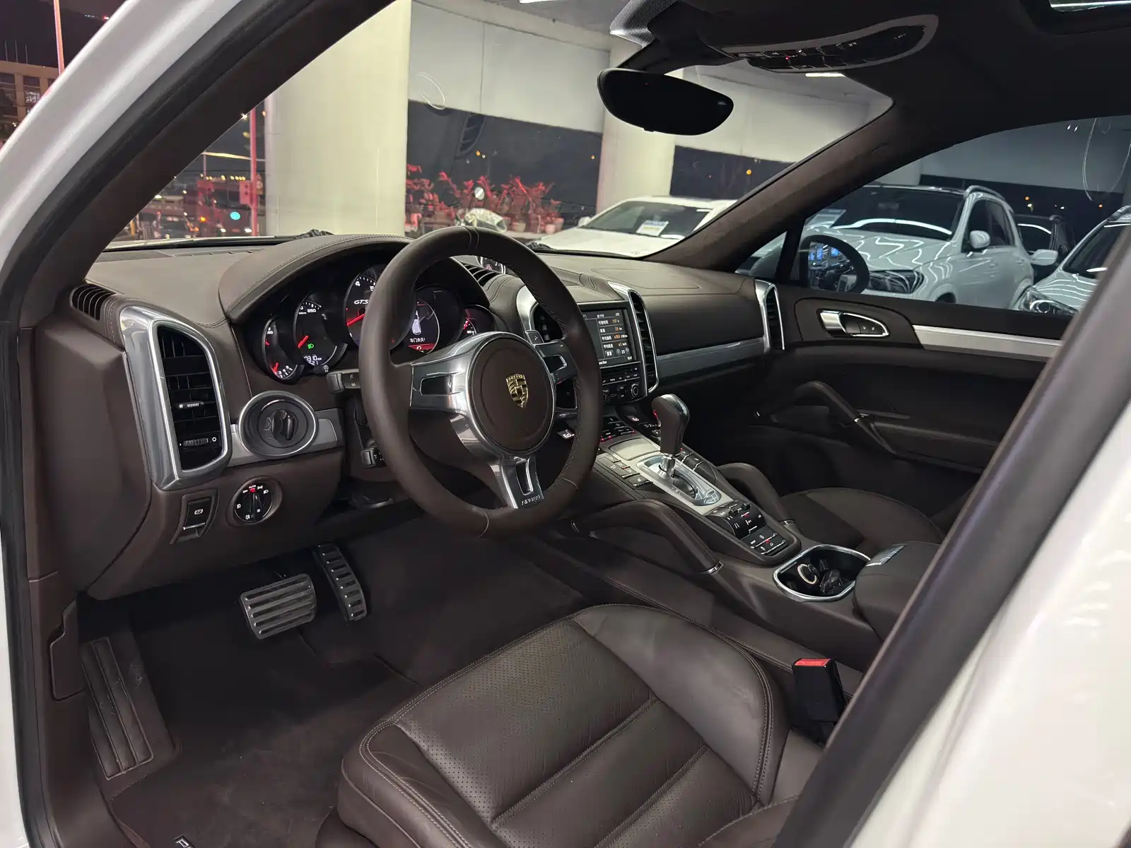 Фото 5 - Porsche Cayenne