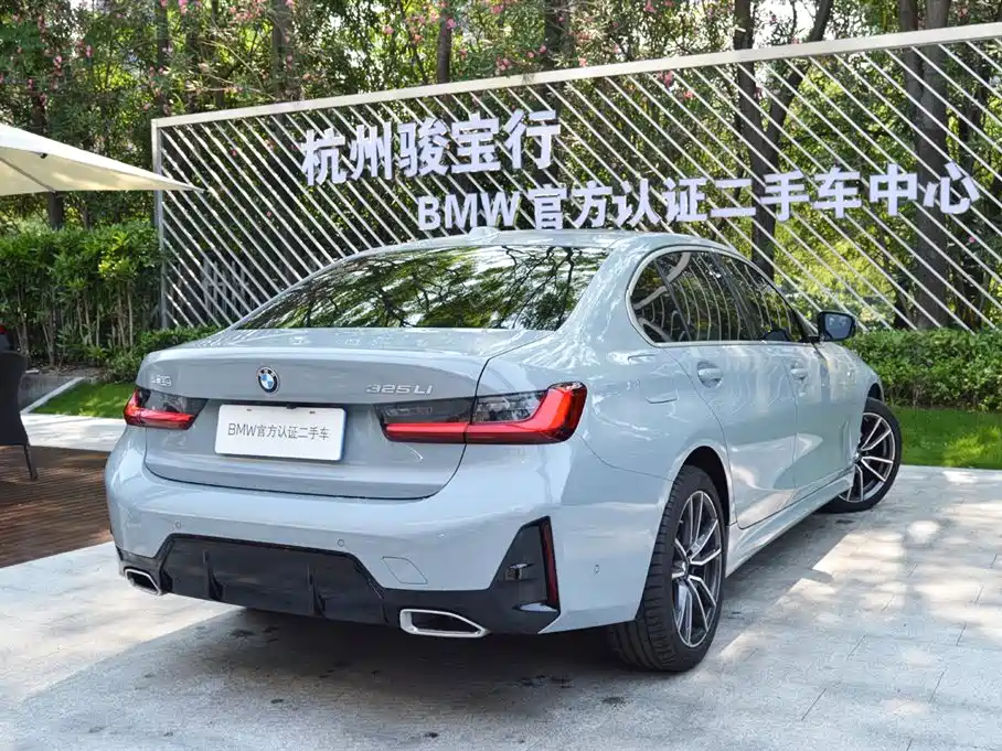 BMW 3 Series 2025 325Li M Sport Package фото 5