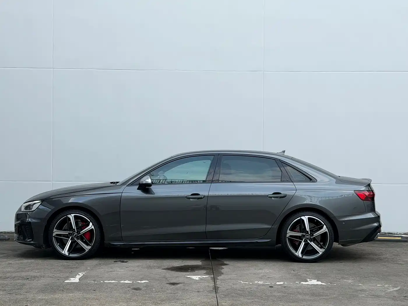 Audi A4L 2022 45 TFSI quattro Premium Dynamic фото 10