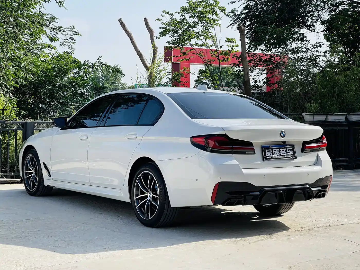 BMW 5 Series 2022 Model Second Facelift 525Li M Sport Package фото 21
