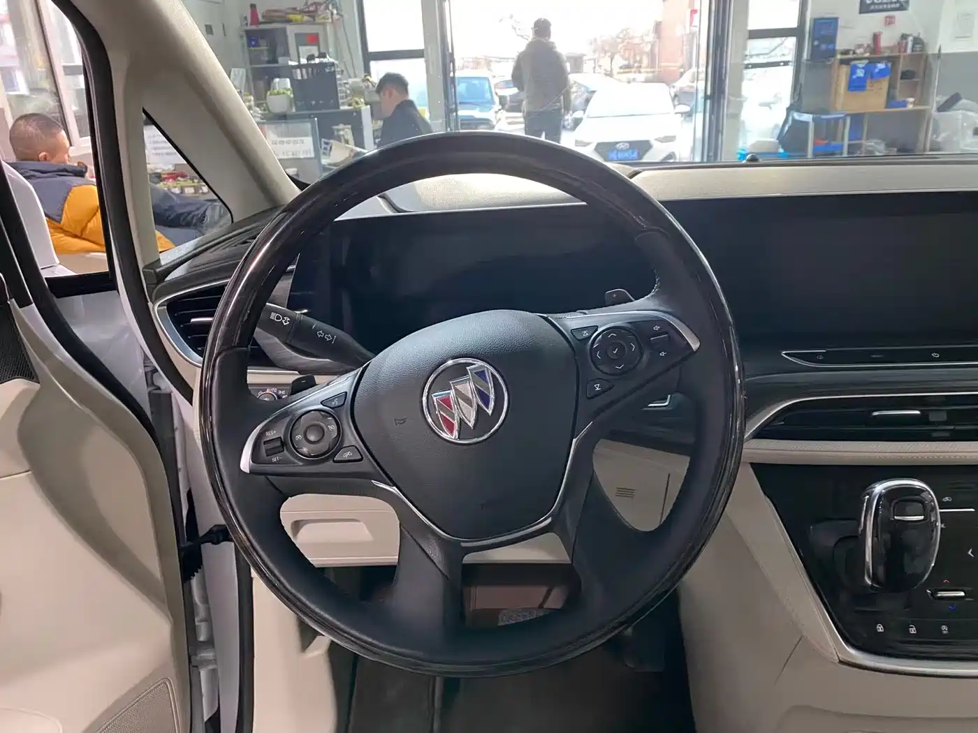 BUICK GL8