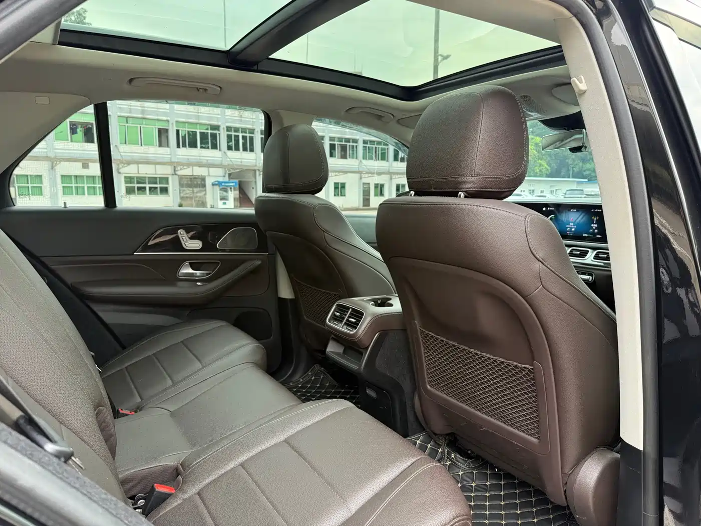 Mercedes-Benz GLE, миниатюра 17