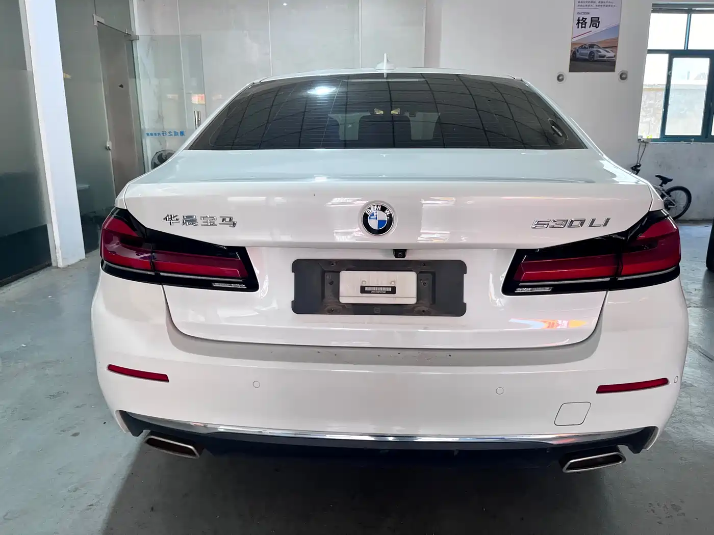 BMW 5 Series 2023 530Li Leading Luxury Package фото 14