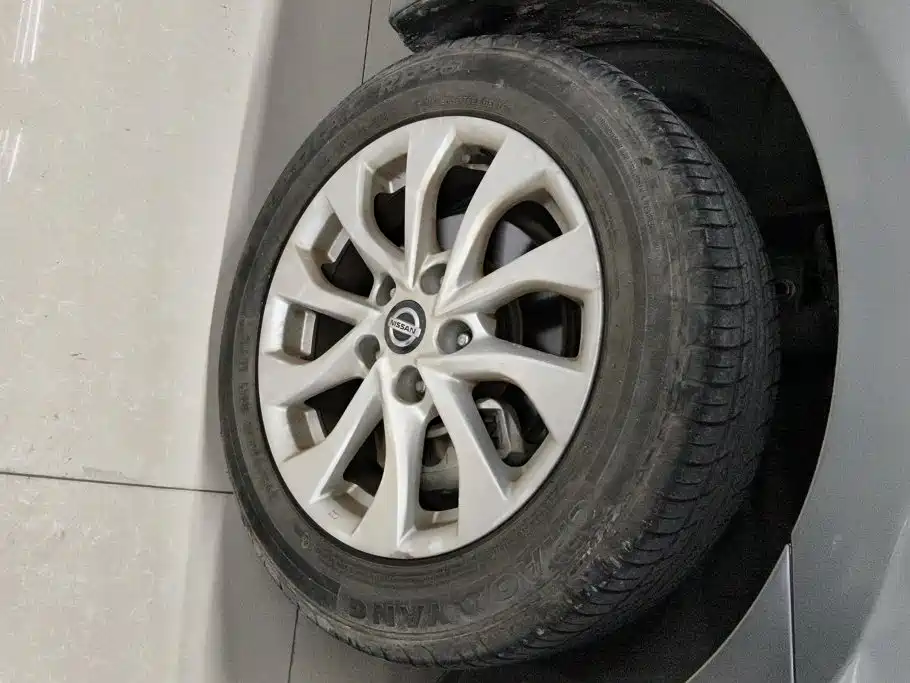Nissan SYLPHY, миниатюра 6