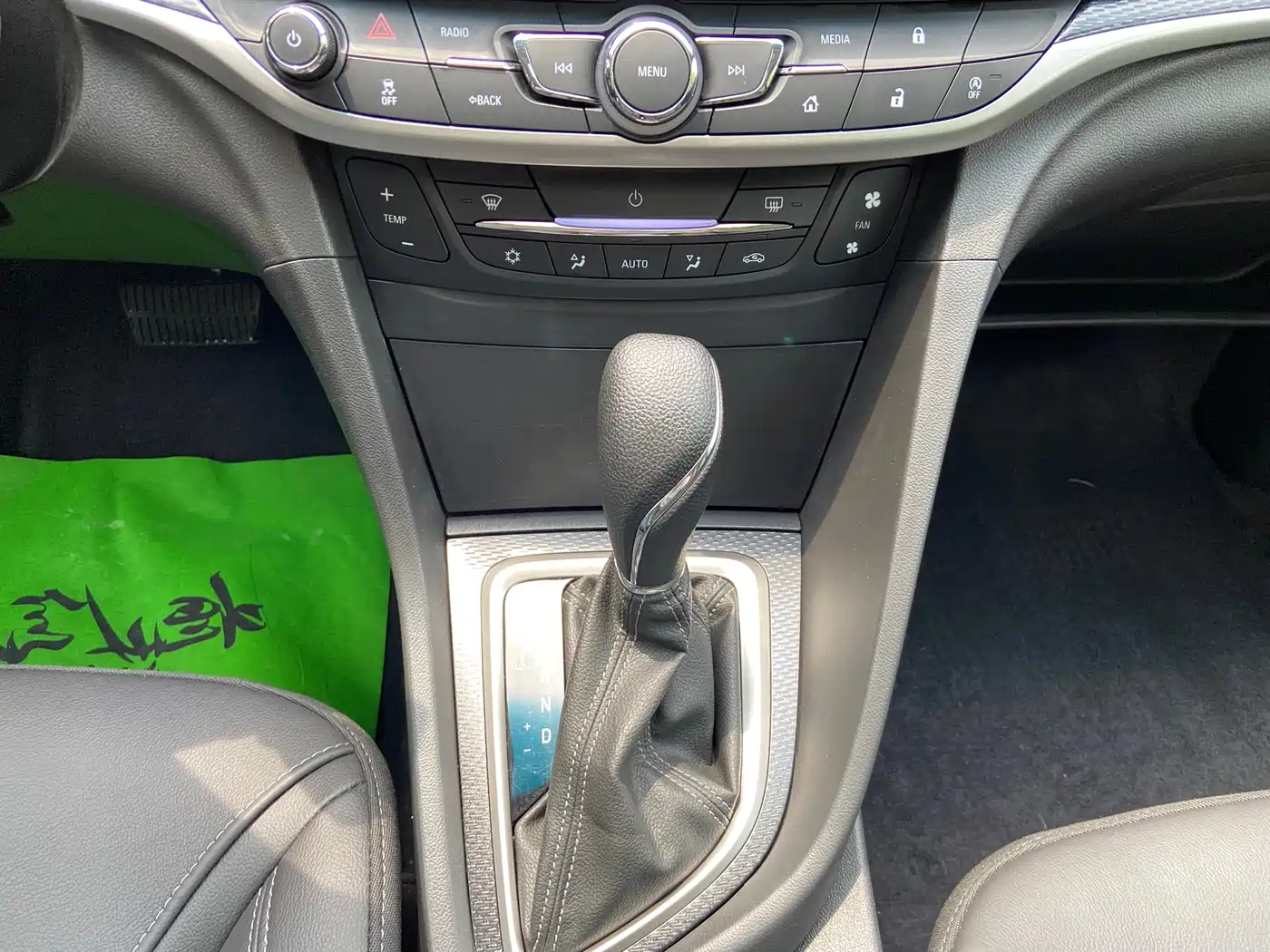 Buick Excelle 2019 18T Auto Connected Elite China VI фото 16