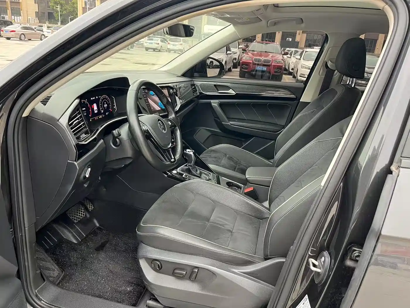 Volkswagen Tayron 2021 380TSI 4WD R-Line Smart Connect фото 4