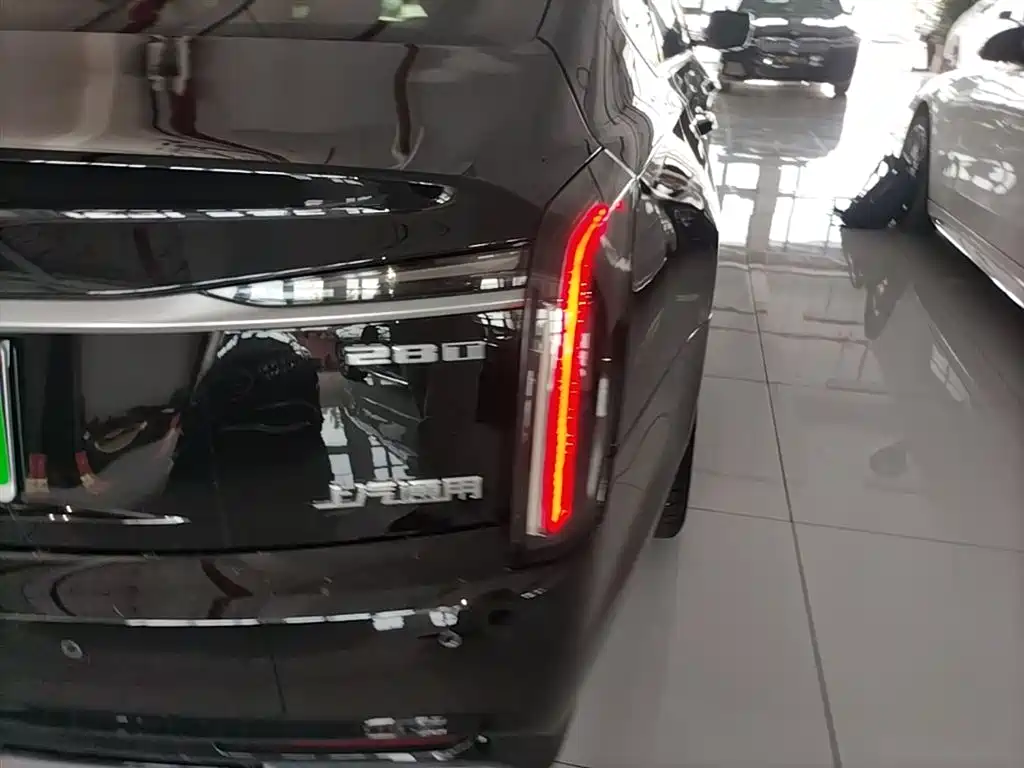 Cadillac CT6 2023 28T Luxury Edition фото 8
