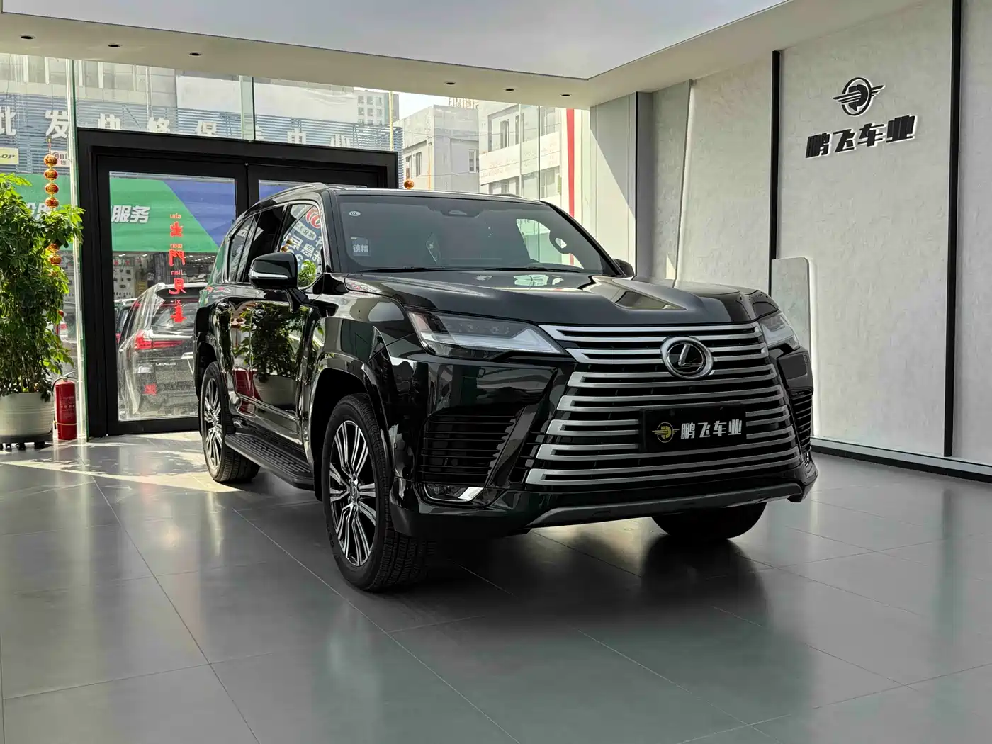 Lexus LX 2025 700h Boundary Edition фото 2