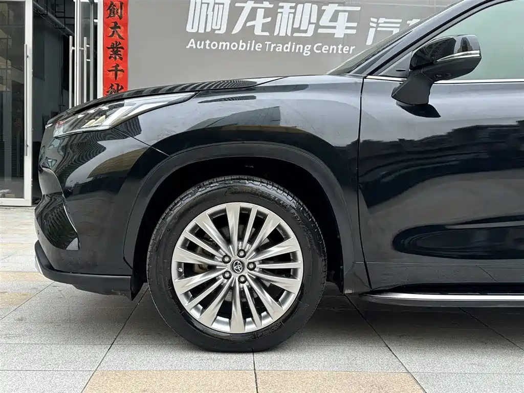 Toyota Highlander 2022 Dual Engine 2.5L 4WD Supreme Edition 7-Seater фото 21