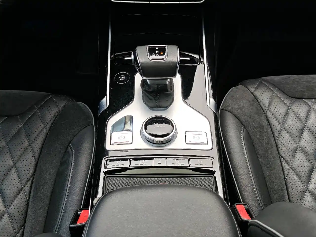 Hongqi HS5 2019 2.0T Smart Connect Enjoy Edition фото 23