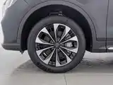 Фото 17 - Hongqi HS7