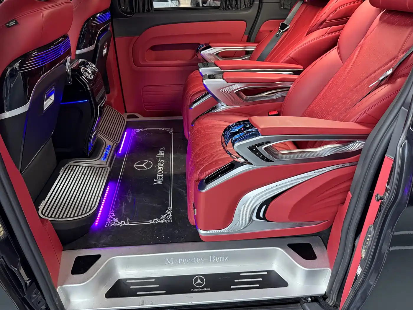 Mercedes-Benz Vito 2020 2.0T Business Edition (7-seater) фото 6