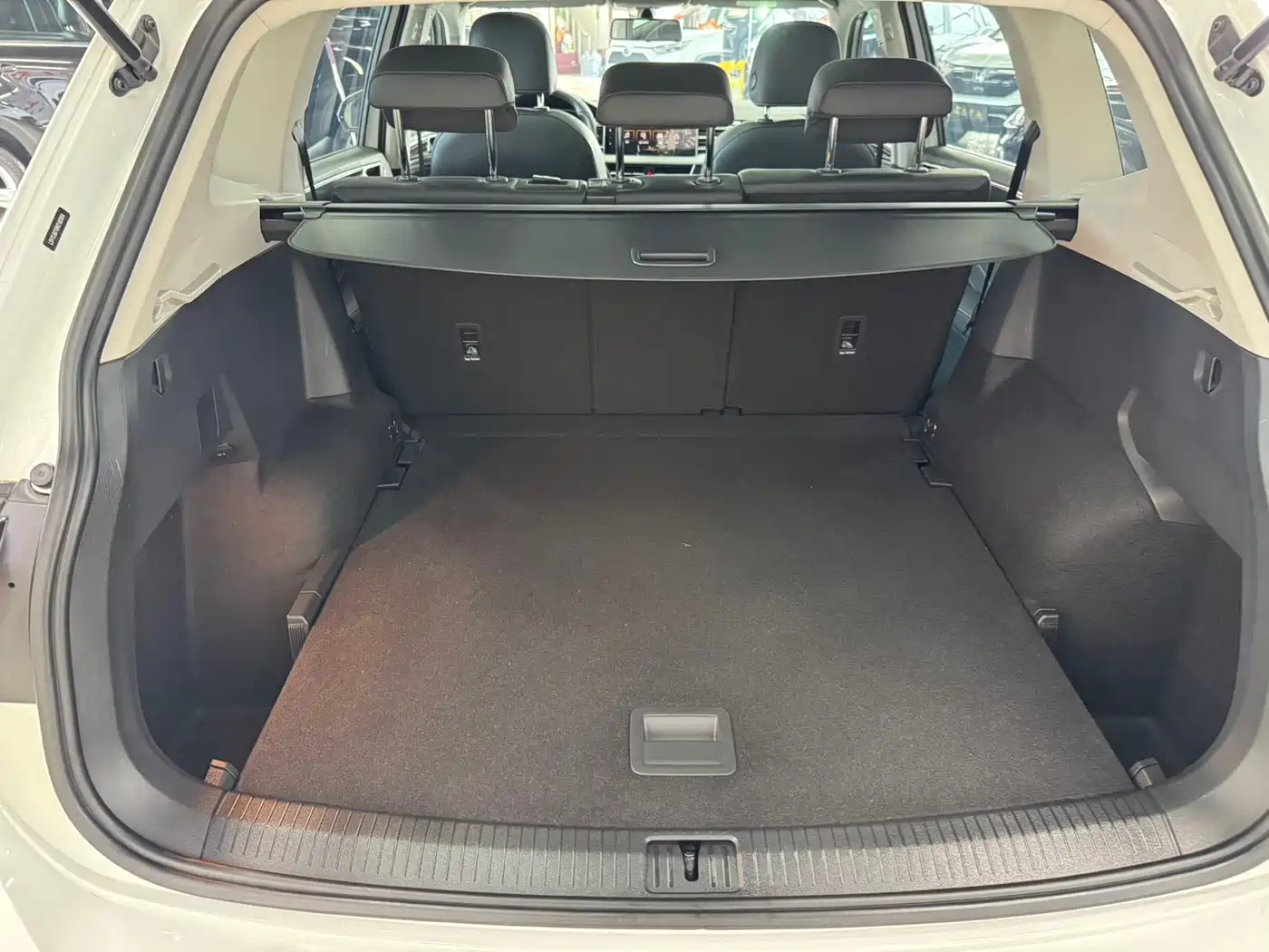 Volkswagen Tiguan L 2023 280TSI 2WD Trend Limited Edition фото 11