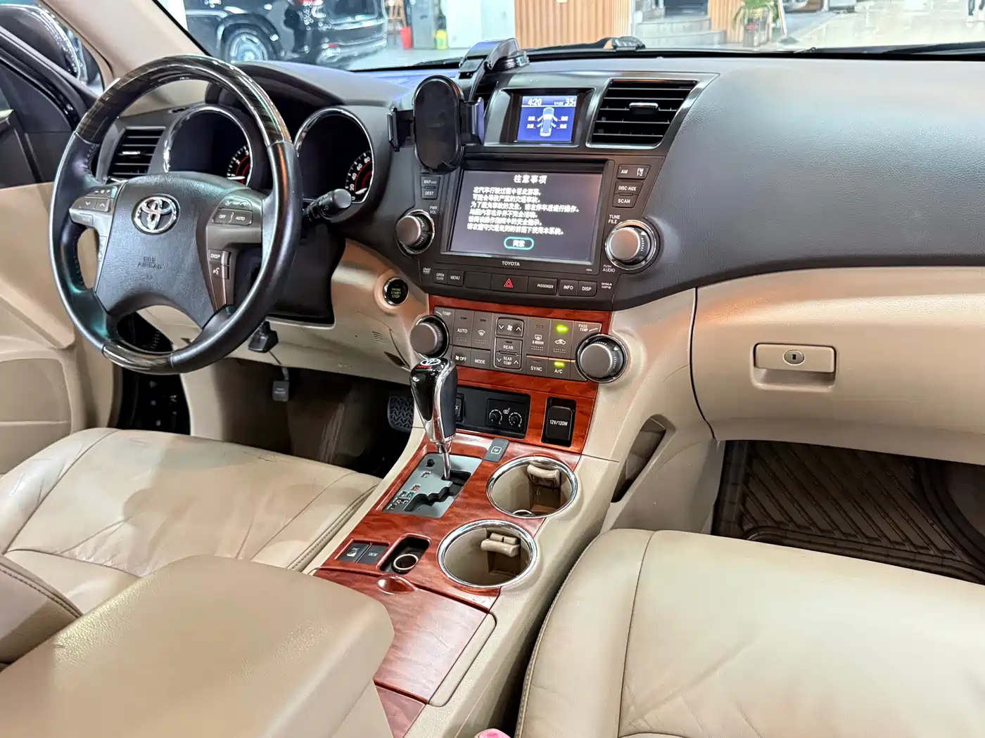 Toyota Highlander 2009 3.5L 4WD 7-seater Luxury Edition фото 16