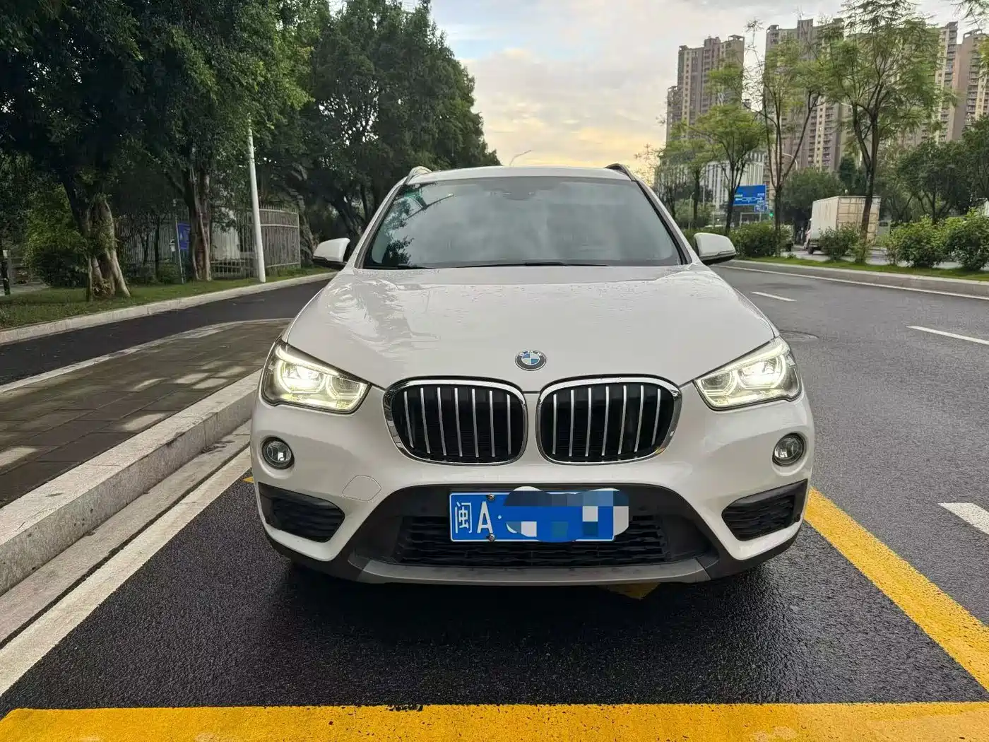 BMW X1 2018 sDrive18Li Fashion Model фото 2