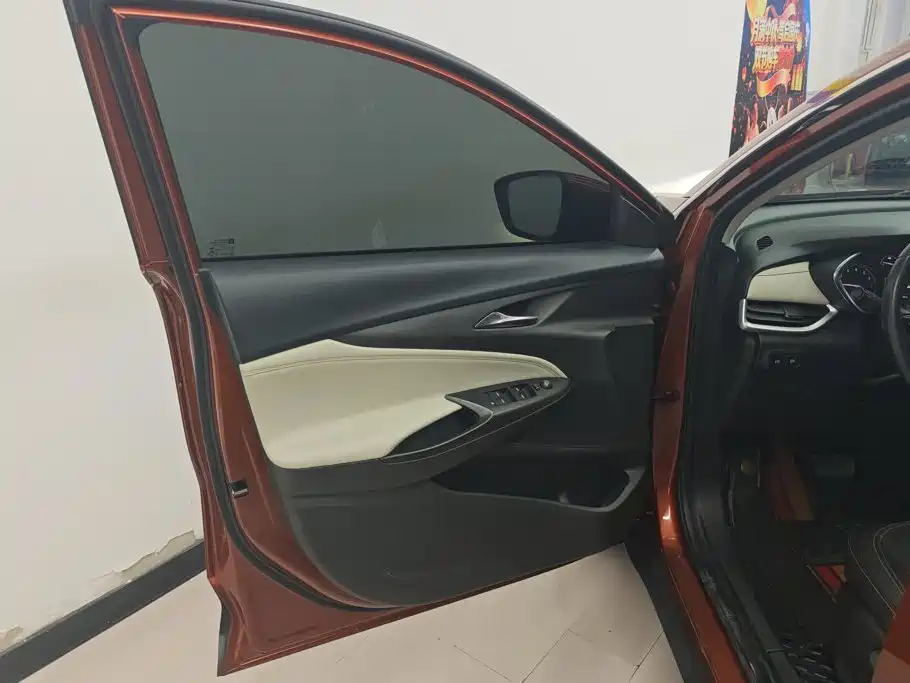 Фото 7 - Buick Encore