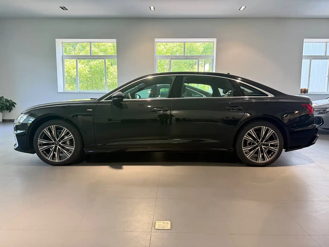 Audi A6L 2025 45 TFSI quattro Premium Sport фото 4
