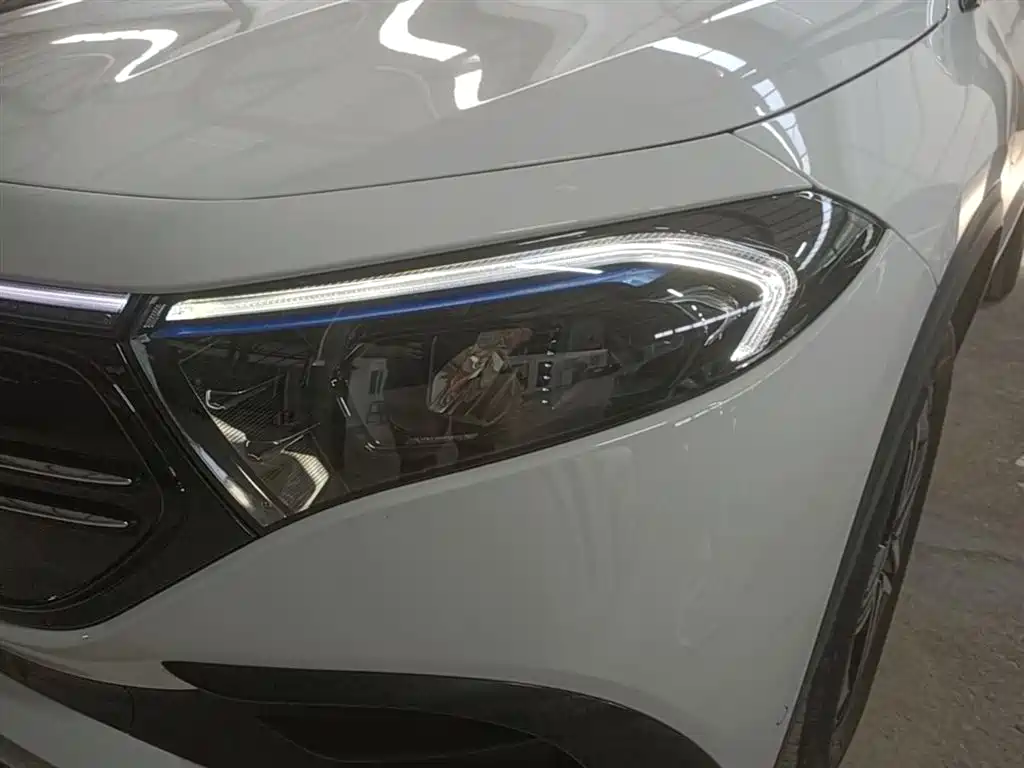Mercedes-Benz EQA 2022 EQA 300 4MATIC Launch Special Edition фото 24