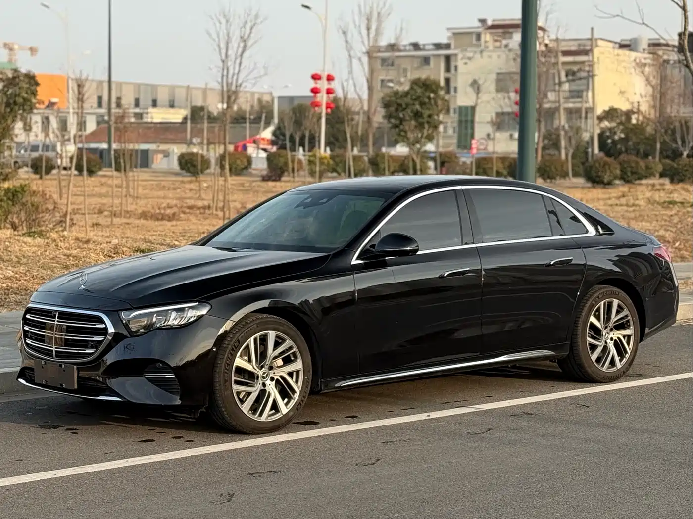 Mercedes-Benz E-Class 2024 E 300 L Fashion