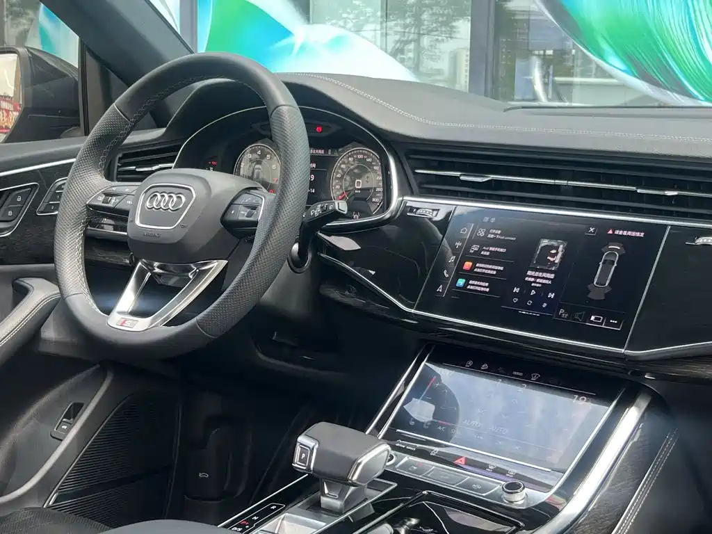 Audi Q8 2023 2023 55 TFSI Exclusive Sport