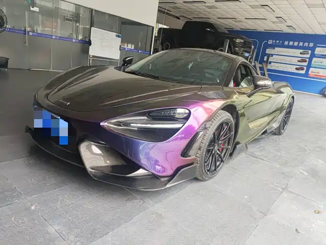 MCLAREN 720S
