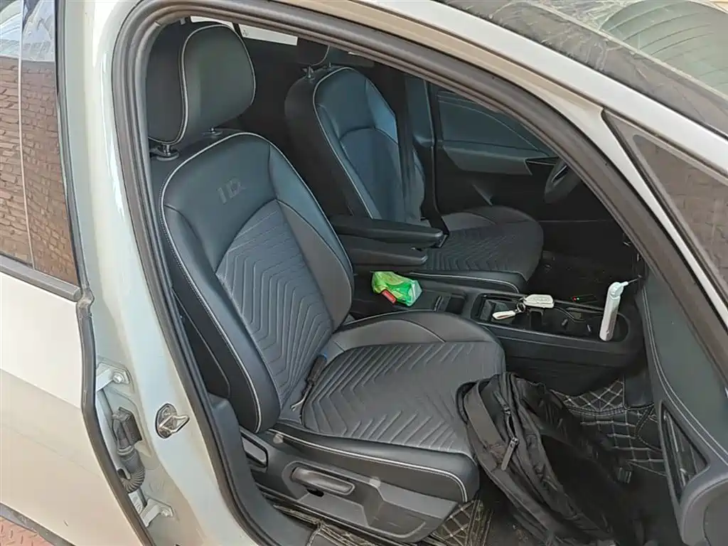 Volkswagen ID.3 2024 Pure Smart Edition фото 25