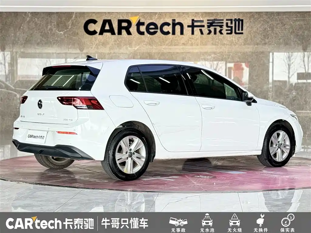 Volkswagen Golf 2023 Model 200TSI DSG фото 5