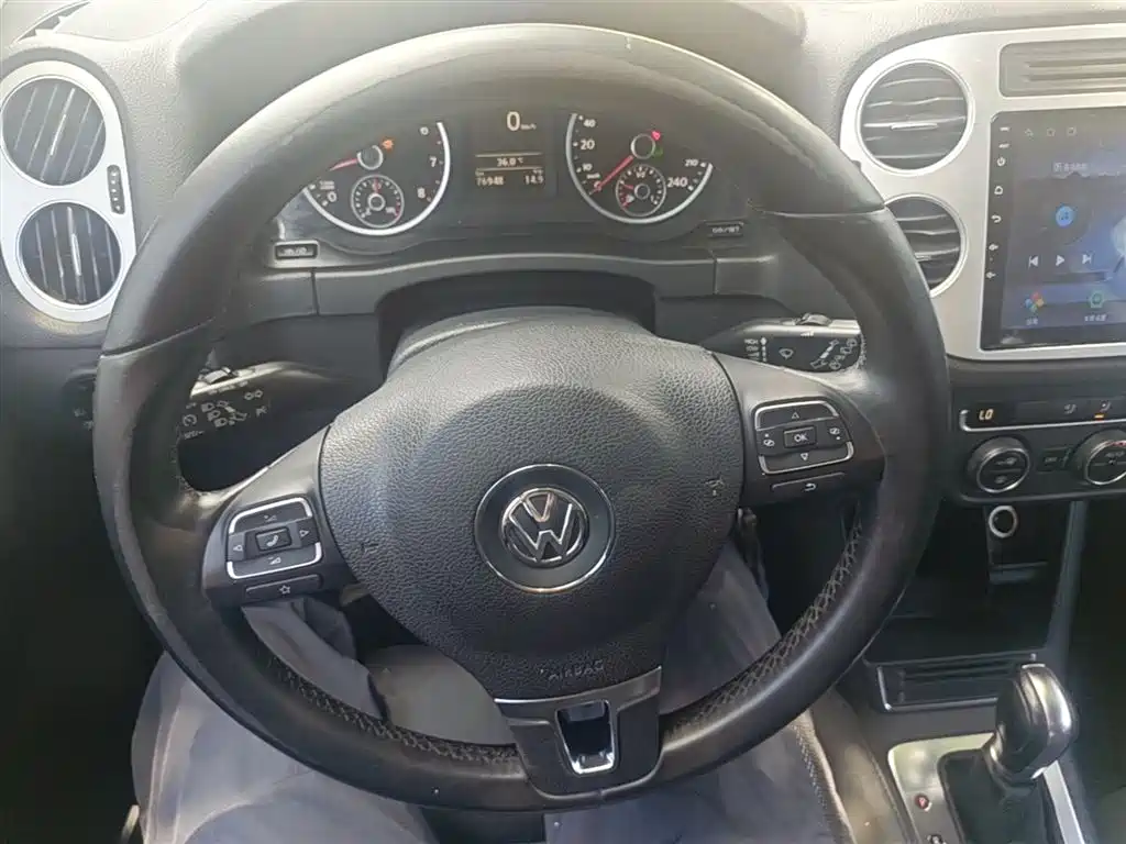 Volkswagen Tiguan 2015 1.8TSI Automatic 2WD Comfortline фото 11